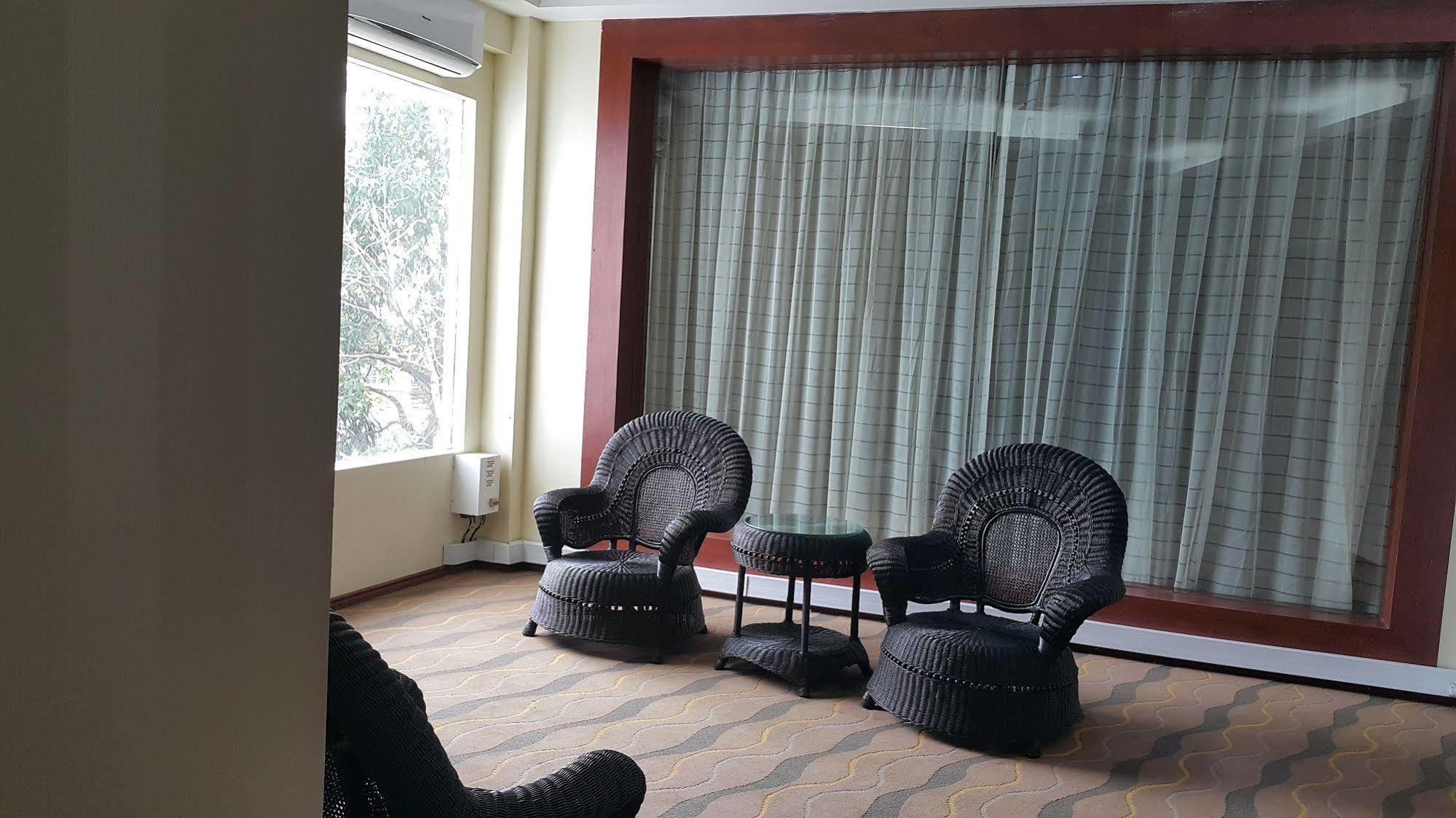 Sky Man Hotel Gyogon Zewnętrze zdjęcie