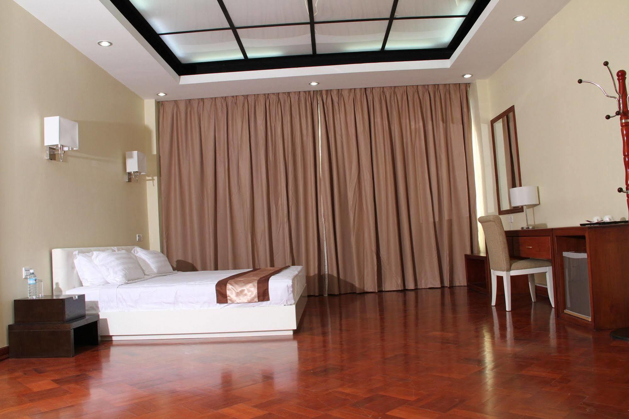 Sky Man Hotel Gyogon Zewnętrze zdjęcie